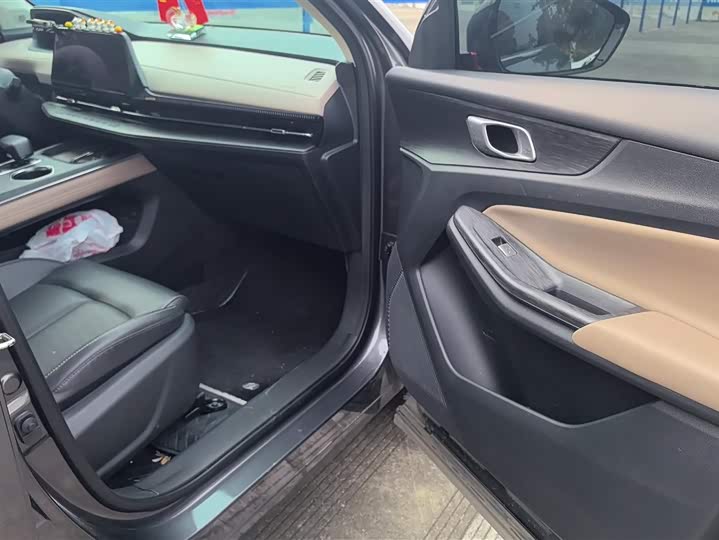 Фото 8 - Changan CS55 Plus