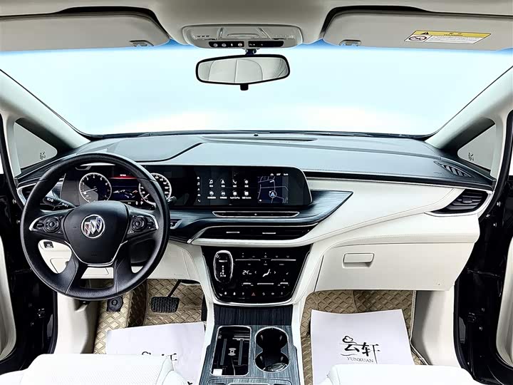 Фото 9 - Buick GL8 ES