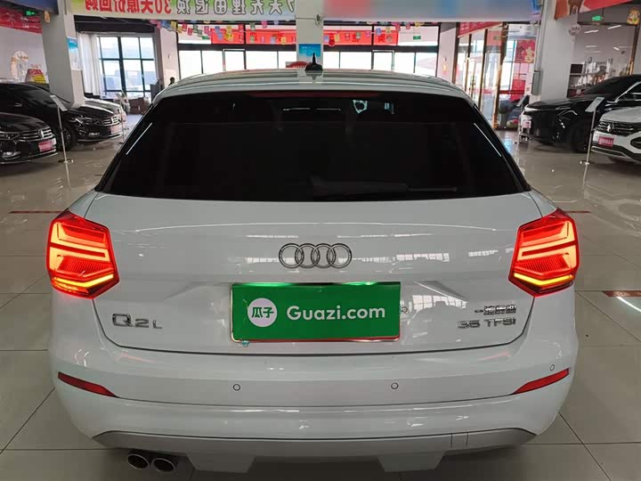 Фото 6 - Audi Q2L