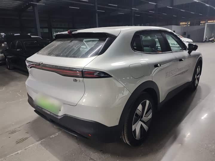 Фото 7 - Changan Deepal S05