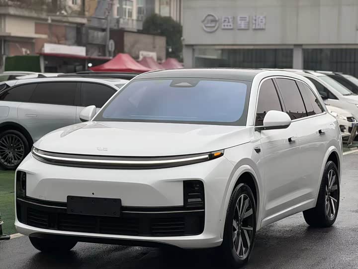 Фото 1 - LiXiang L7