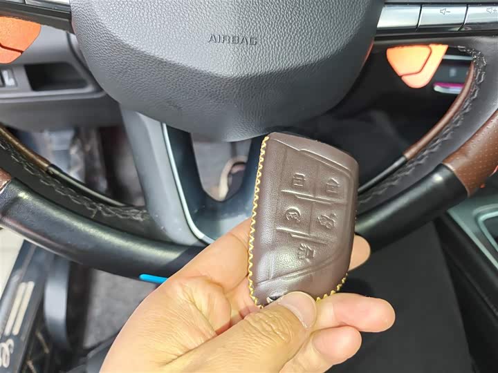 Фото 9 - Cadillac CT5