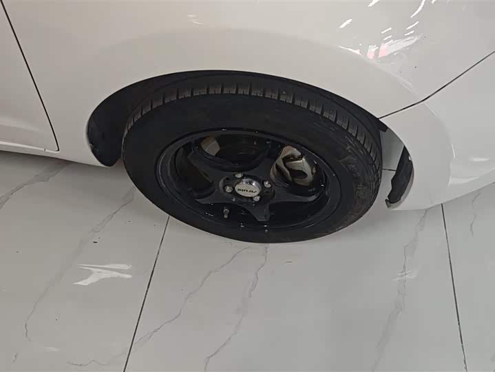 Фото 6 - Changan BenBen E-Star