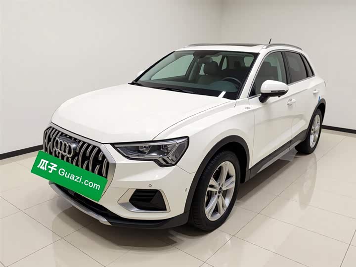 Фото 1 - Audi Q3