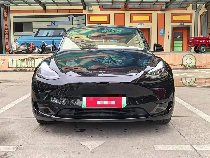 Фото 2 - Tesla Model Y