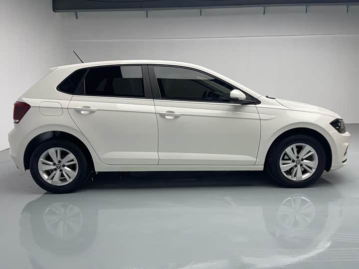 Фото 4 - Volkswagen Polo