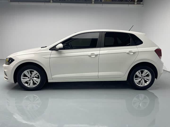 Фото 5 - Volkswagen Polo