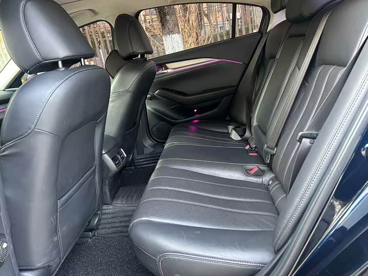 Фото 6 - Mazda Atenza