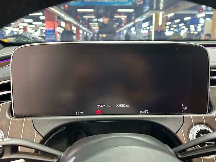 Фото 6 - Mercedes-Benz E-Class