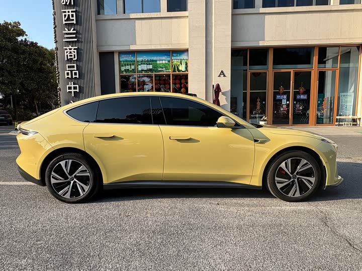 Фото 4 - Nio ET5