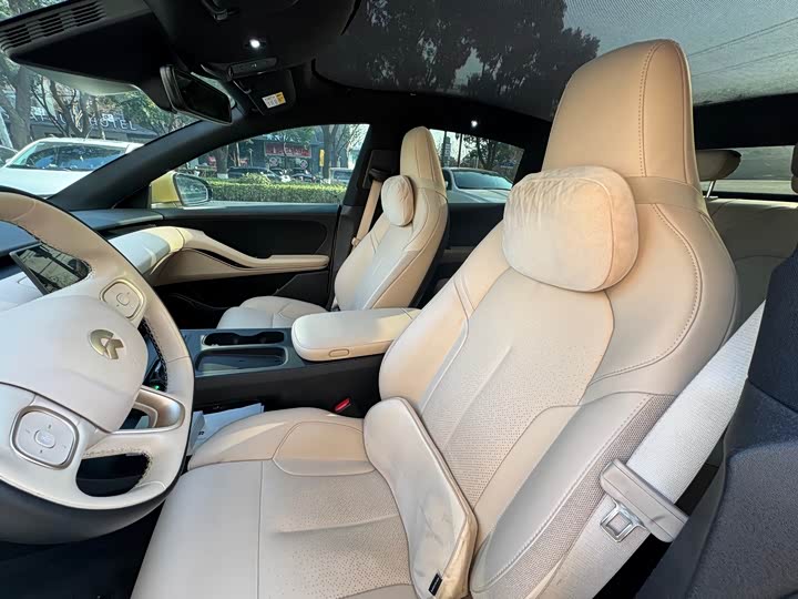 Фото 9 - Nio ET5