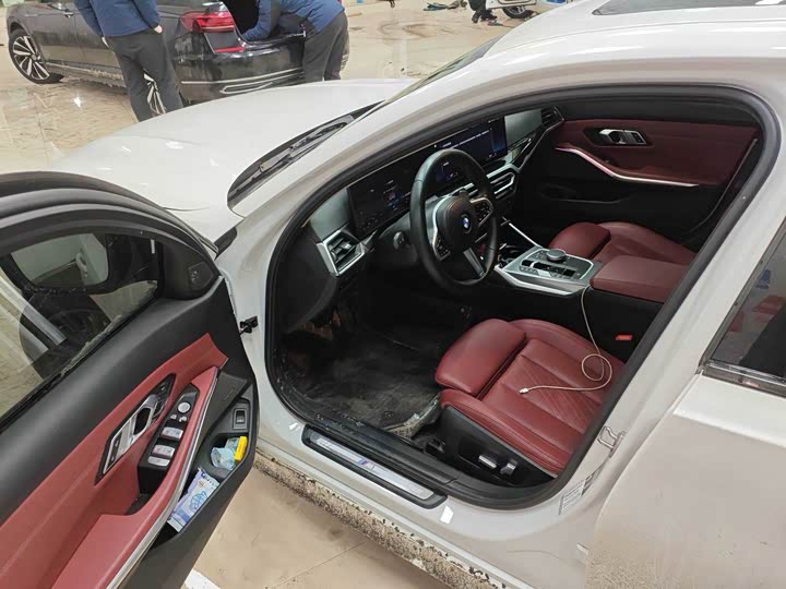 Фото 3 - BMW 3 Series