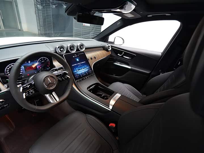 Фото 3 - Mercedes-Benz GLC-Class