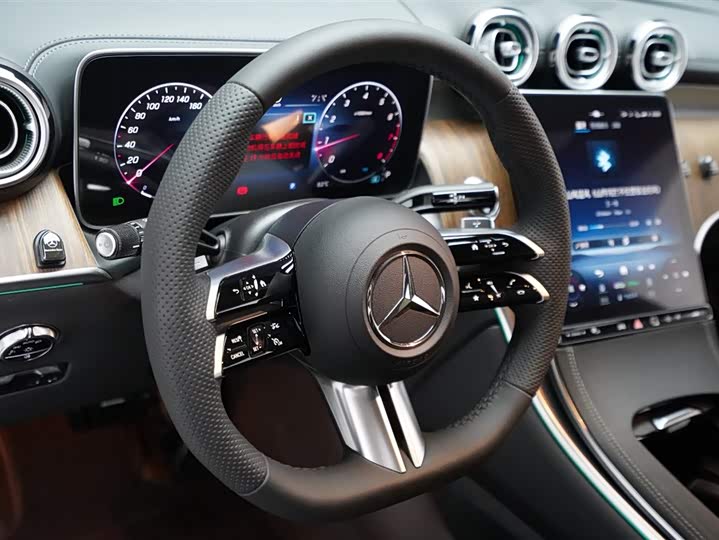 Фото 7 - Mercedes-Benz GLC-Class