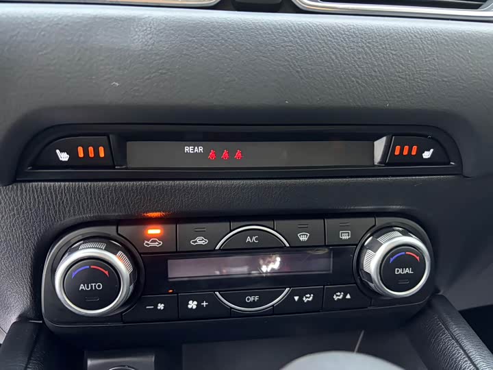 Фото 8 - Mazda CX-5