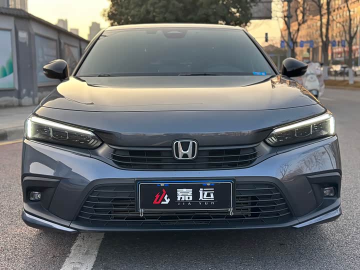 Фото 2 - Honda Civic