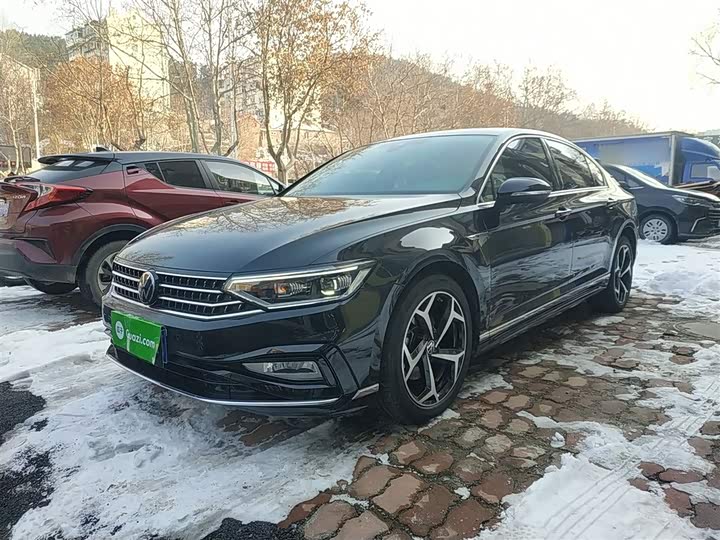 Фото 1 - Volkswagen Magotan