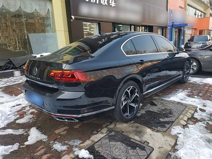 Фото 6 - Volkswagen Magotan