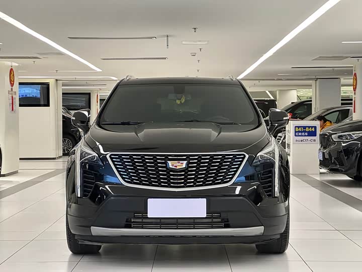 Фото 2 - Cadillac XT4