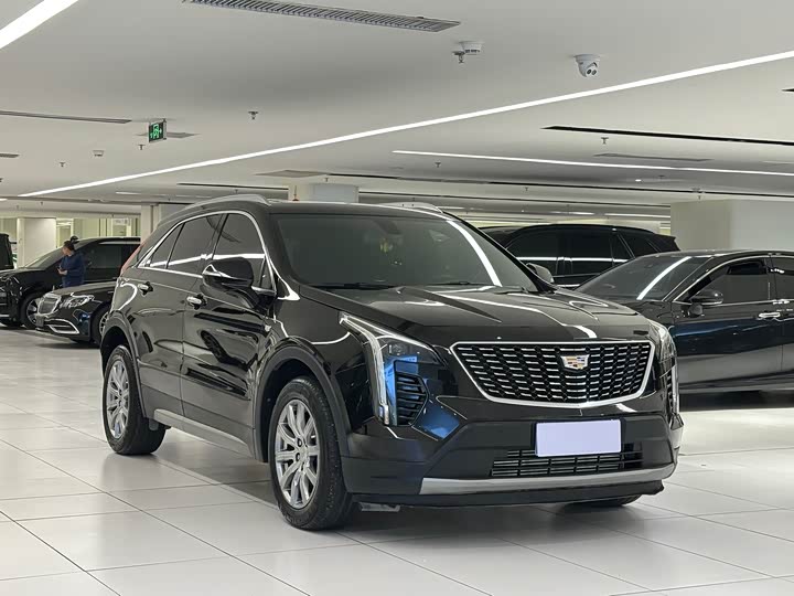 Фото 3 - Cadillac XT4