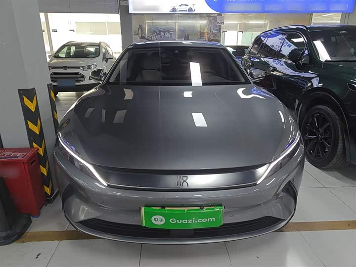 Фото 3 - BYD Han