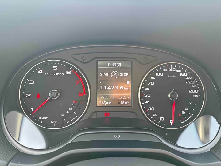 Фото 4 - Audi Q2L