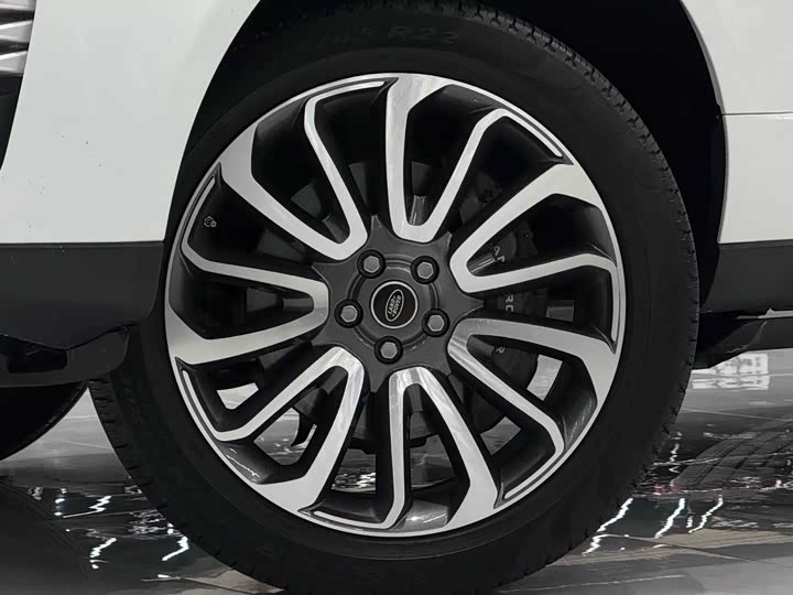 Фото 9 - Land Rover Range Rover