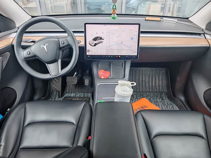 Фото 5 - Tesla Model Y