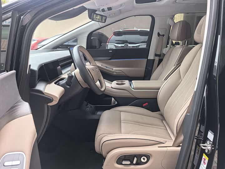 Фото 6 - XPeng X9