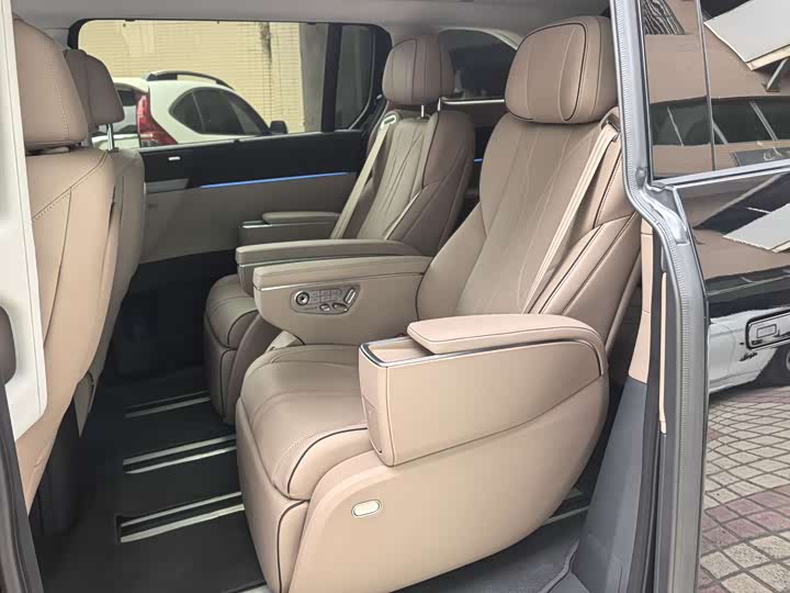 Фото 7 - XPeng X9