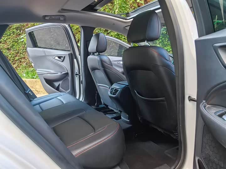 Фото 5 - Chevrolet Malibu XL