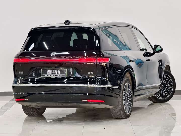 Фото 6 - Nio ES8