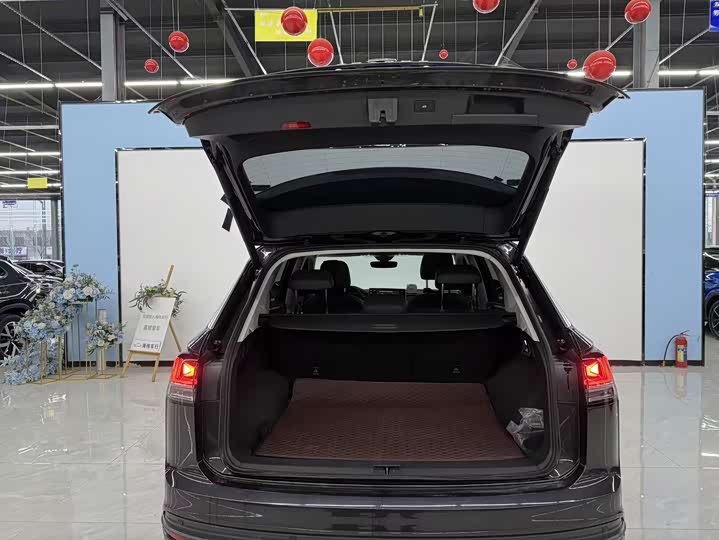 Фото 9 - Volkswagen Tayron