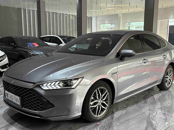 Фото 2 - BYD Qin Plus