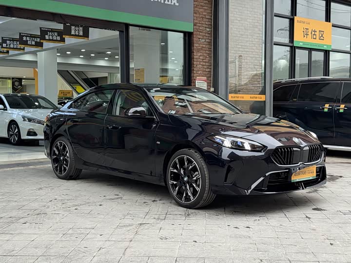 Фото 3 - BMW 2 Series