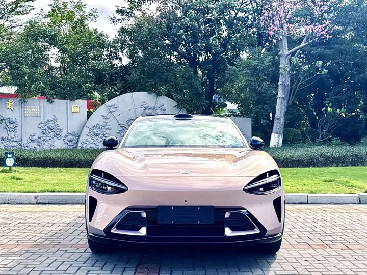 Фото 2 - Xiaomi YU7