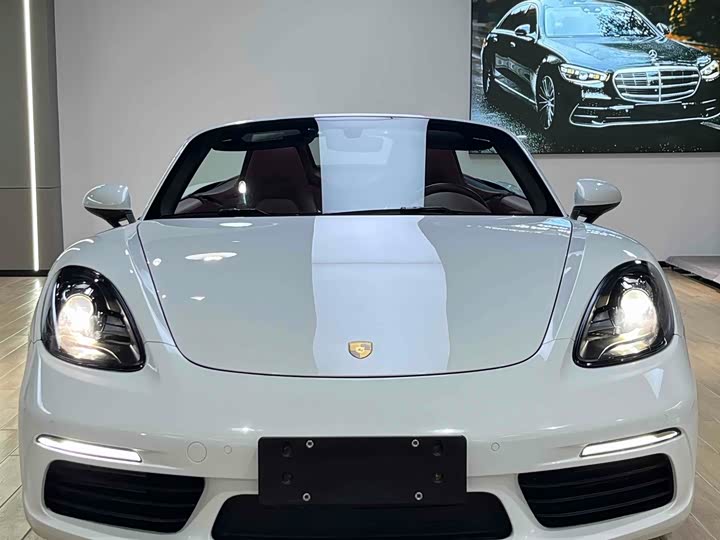 Фото 3 - Porsche 718