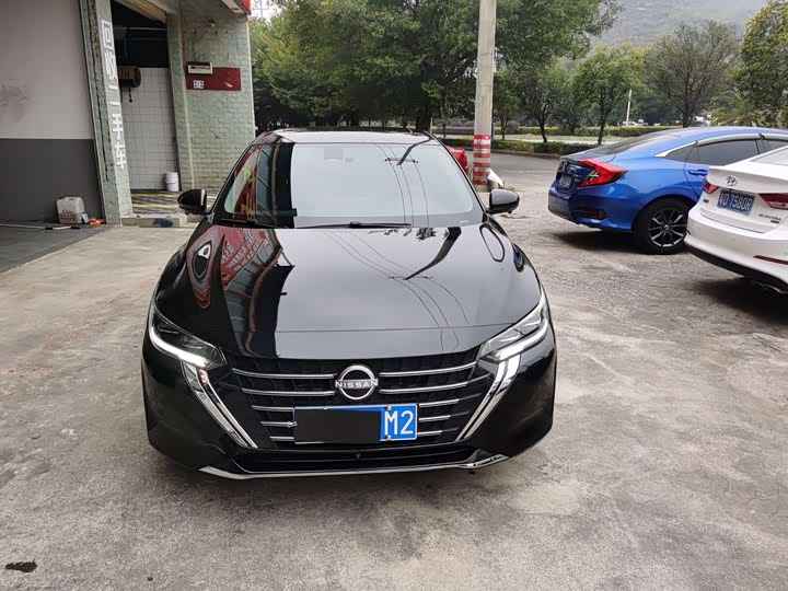 Фото 2 - Nissan Sylphy