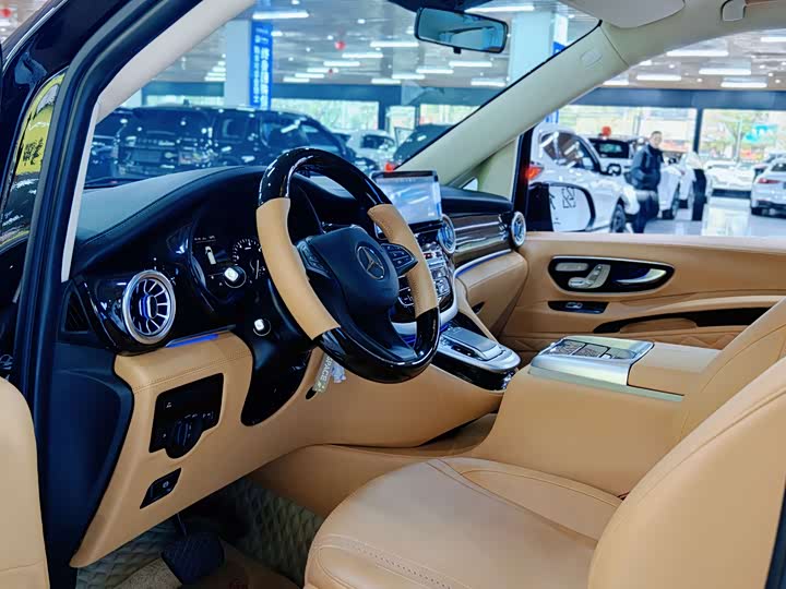 Фото 7 - Mercedes-Benz Vito