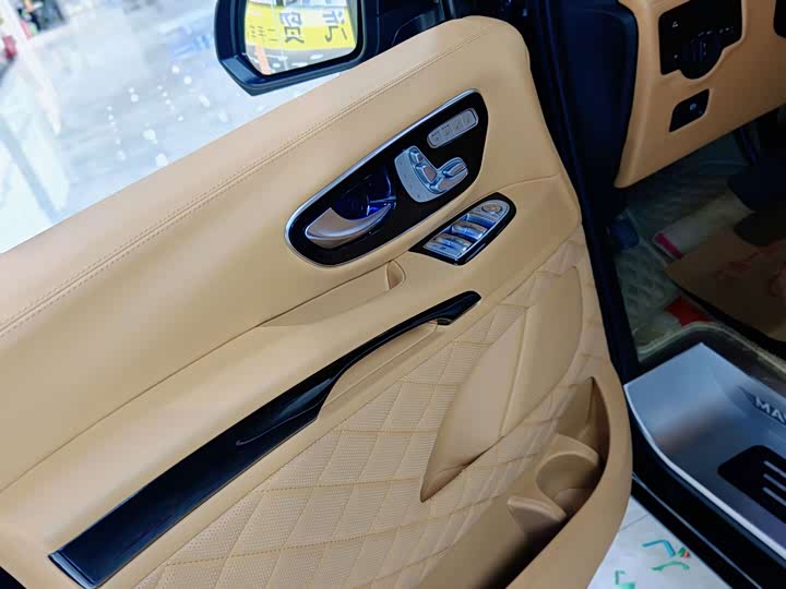 Фото 8 - Mercedes-Benz Vito