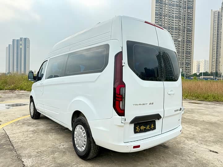 Фото 7 - Ford Transit