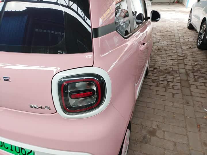 Фото 8 - Bestune Pony