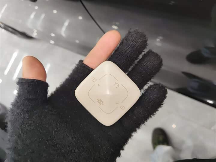 Фото 9 - Zeekr 7X