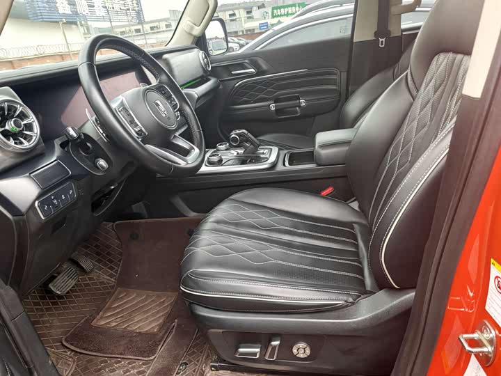 Фото 4 - Tank 300