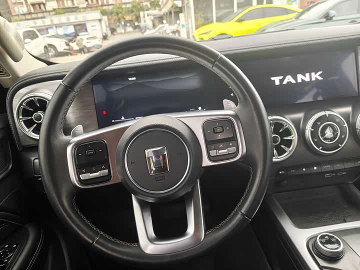 Фото 6 - Tank 300