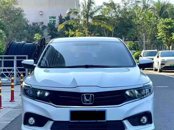 Фото 2 - Honda Envix