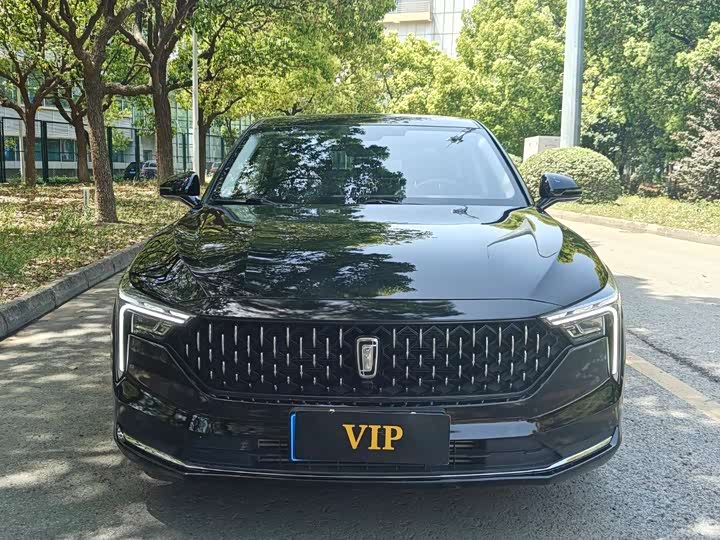 Фото 2 - Bestune B70