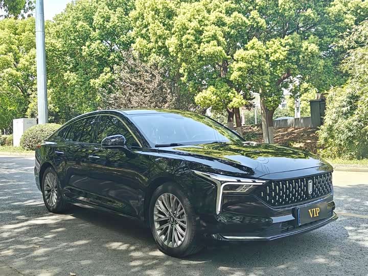 Фото 3 - Bestune B70