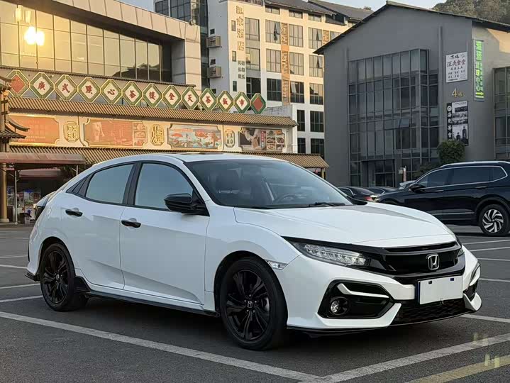 Фото 3 - Honda Civic