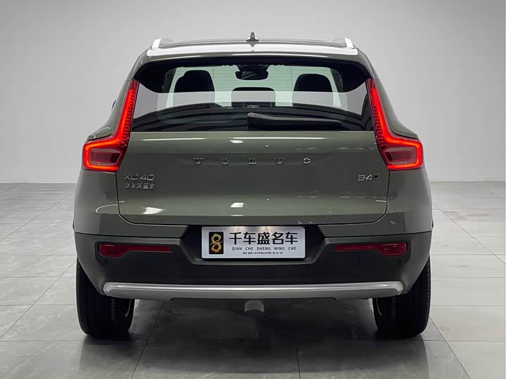 Фото 5 - Volvo XC40